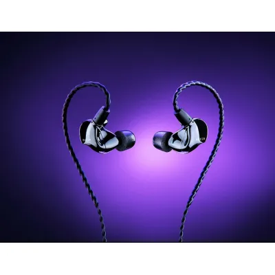 Razer Moray - Ergonomic In-ear Monitor for All-day Streaming  適合全天直播的人體工學設計入耳式監聽耳機